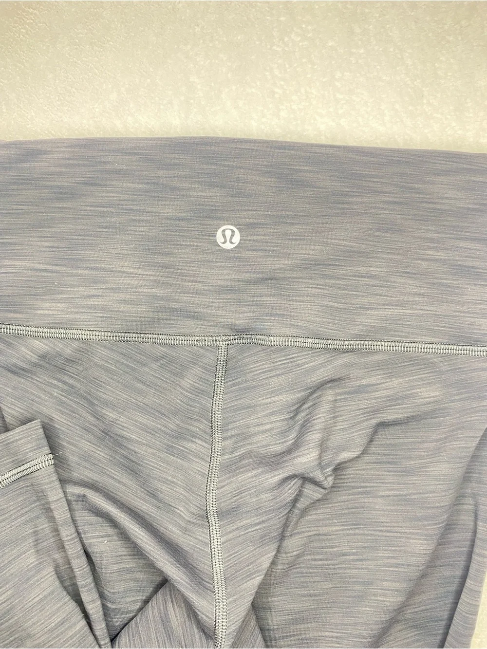 lululemon athletica Black gray Workout Leggings size 6